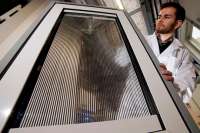 Изобретены умные «жидкостные» окна. Видео