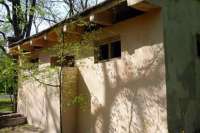 В Святошинском районе восстановят два туалета