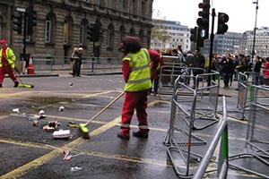 В Киеве от мусора очистили 285 км улиц