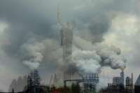 В Киеве решили «оздоровить» атмосферу: в центре города построят асфальбетонный завод