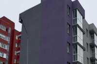 У Бучi виконують внутрiшнi роботи у вiдновленiй секцiї постраждалого вiд росiян будинку