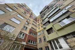 У постраждалому вiд ворожого удару будинку у Днiпрi вiдремонтували лiфт