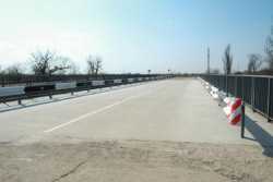 Вiйськовi вiдновили два зруйнованi мости у Миколаївськiй областi