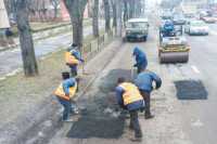 У Львовi лiквiдували 2,8 тис. кв. м ям на дорогах