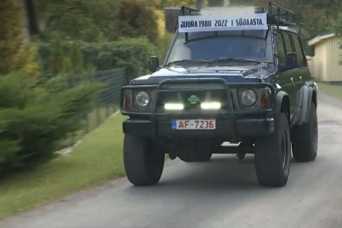 Выпускники эстонского университета купили внедорожник сражающимся в Украине эстонским добровольцам