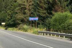 На державних автошляхах Iвано-Франкiвщини оновлюють безпековi елементи