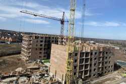 Стройработы возобновились на 75% ЖК