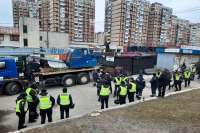 Неизвестные препятствуют демонтажу временных сооружений