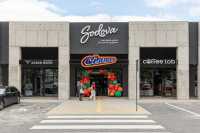 У Львовi вiдкрили торговий центр без розважальних зон