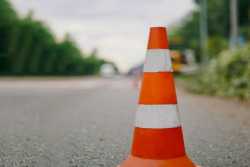 На дорогах Закарпаття не можуть вiдремонтувати ями