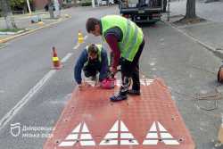 За безпеку дорожнього руху у Днiпрi будуть вiдповiдати подушки