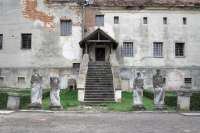 Крышу монастыря капуцинов срочно отремонтируют