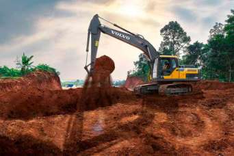 В Украине появился новый современный экскаватор