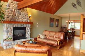 11  лучших вариантов оформления каминов в частном доме. Фото