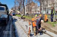 У Днiпрi ремонтують аварiйнi дiлянки трамвайних колiй