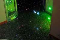 Изобретена светящаяся керамическая плитка