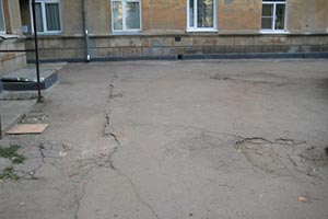 Киевские дорожники сосредоточатся на дворах