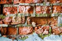 Как расшивать кирпичные стены. Видео