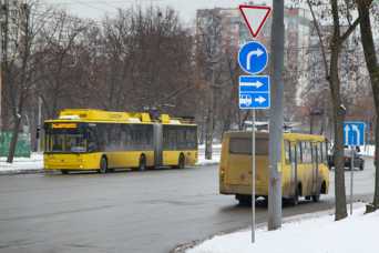 В Киеве уже 120 км выделенных полос для общественного транспорта