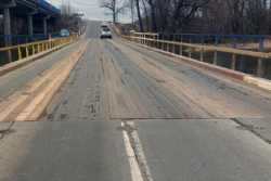 Цiни на доставку бетону для вiдбудови мосту в Iзюмi перерахують