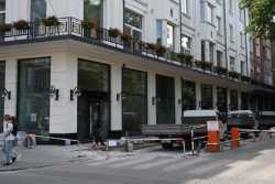 Власникiв готелю &quot;Днiстер&quot; в Iвано-Франкiвську зобов&#039;язали розiсклити колонаду