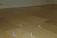 Как правильно повесить люстру. Фото