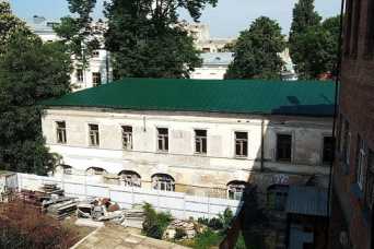 Києво-Могилянська академiя перешкоджає роботi ДIАМ