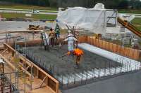 Появился еще один строительный материал будущего – токопроводящий бетон