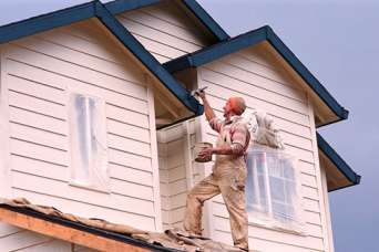 Чем покрасить деревянный дом снаружи