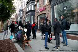 Параллельный импорт в РФ помогает сгладить санкции Запада