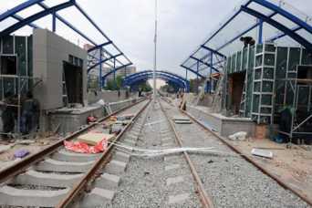 К кислородному заводу проложат трамвайные пути