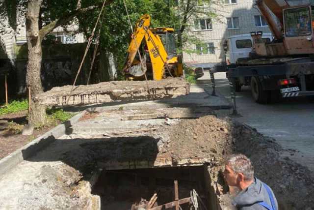 У Львовi замiнили 350 м аварiйної дiлянки водопроводу